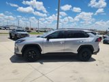 Used 2021 Toyota RAV4 LE image 4