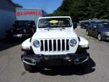 Used 2019 Jeep Wrangler Unlimited Sahara image 3