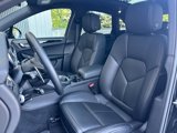 Used 2025 Porsche Macan image 5
