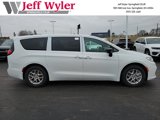 New 2025 Chrysler Pacifica Select w/ Uconnect Theater Family Group image 3