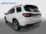 New 2025 Honda Pilot Touring image 3