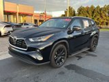 Certified 2024 Toyota Highlander XLE image 2
