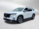 New 2025 Honda Pilot Touring image 4