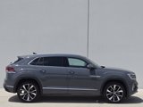 Used 2025 Volkswagen Atlas Cross Sport SEL Premium R-Line image 3