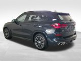Used 2025 BMW X5 M60i image 4