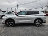 Used 2022 Mitsubishi Outlander ES image 2
