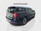Used 2023 GMC Yukon XL Denali Ultimate image 5