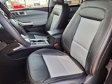 Used 2023 Ford Explorer XLT w/ Equipment Group 202A image 3