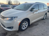 Used 2017 Chrysler Pacifica Touring-L w/ Tire & Wheel Group image 4