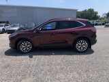 Used 2021 Ford Escape Titanium image 3