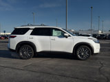 New 2025 Nissan Pathfinder SL w/ SL Premium Package image 4