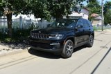 Used 2024 Jeep Grand Cherokee Limited image 2