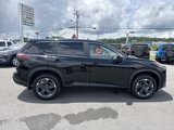 Used 2025 Nissan Rogue SV image 5