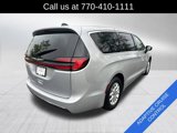 Certified 2023 Chrysler Pacifica Touring-L image 5