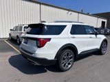 New 2025 Ford Explorer Platinum image 5