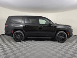 New 2025 Jeep Wagoneer Series II w/ HD Trailer Tow Package image 3