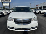 Used 2014 Chrysler Town & Country Touring image 2