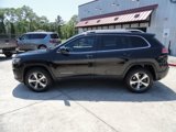 Used 2020 Jeep Cherokee Limited image 3