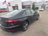 Used 2021 Volkswagen Jetta R-Line w/ R-Line Cold Weather Package image 6