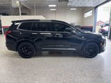 Used 2023 Cadillac XT6 Luxury image 2