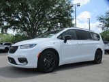 New 2025 Chrysler Pacifica Premium image 3