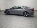 Used 2022 Nissan Altima 2.5 SV image 3