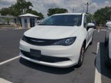Used 2022 Chrysler Voyager LX image 3