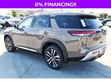 New 2025 Nissan Pathfinder Platinum image 5