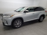 Used 2019 Toyota Highlander XLE image 2