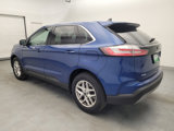 Used 2023 Ford Edge SEL image 3