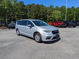 Certified 2023 Chrysler Pacifica Touring-L image 3