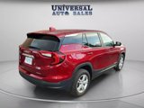 Used 2024 GMC Terrain SLE image 4