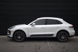 Certified 2024 Porsche Macan image 2