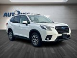 Used 2022 Subaru Forester Premium image 3