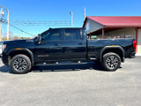 Used 2021 GMC Sierra 2500 AT4 image 2
