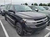 Used 2023 Ford Expedition Max XLT image 3