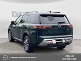 Used 2024 Nissan Pathfinder SL w/ Black Appearance Package image 5