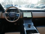 Used 2025 Land Rover Range Rover Velar Dynamic HSE image 4
