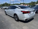 Used 2023 Nissan Altima 2.5 SV image 5