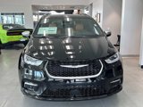 New 2025 Chrysler Pacifica Pinnacle image 2
