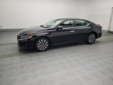 Used 2023 Nissan Altima 2.5 SV image 2