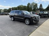 Used 2017 Cadillac Escalade ESV Premium Luxury image 3