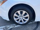 Used 2020 Toyota Corolla LE image 6