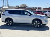 Used 2024 Mitsubishi Outlander SE Black Edition image 5