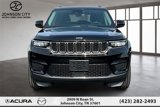 Used 2023 Jeep Grand Cherokee Laredo image 3