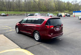 Used 2020 Chrysler Pacifica Touring-L image 6