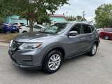 Used 2020 Nissan Rogue SV image 3