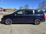 Used 2017 Dodge Grand Caravan SXT image 4