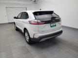 Used 2023 Ford Edge SEL image 5