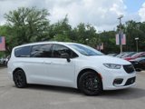 New 2025 Chrysler Pacifica Premium image 2